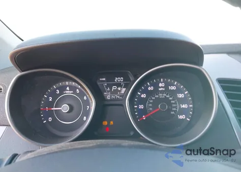 2016 Hyundai Elantra Value Edition из США, поврежденный, VIN 5NPDH4AE1GH773178